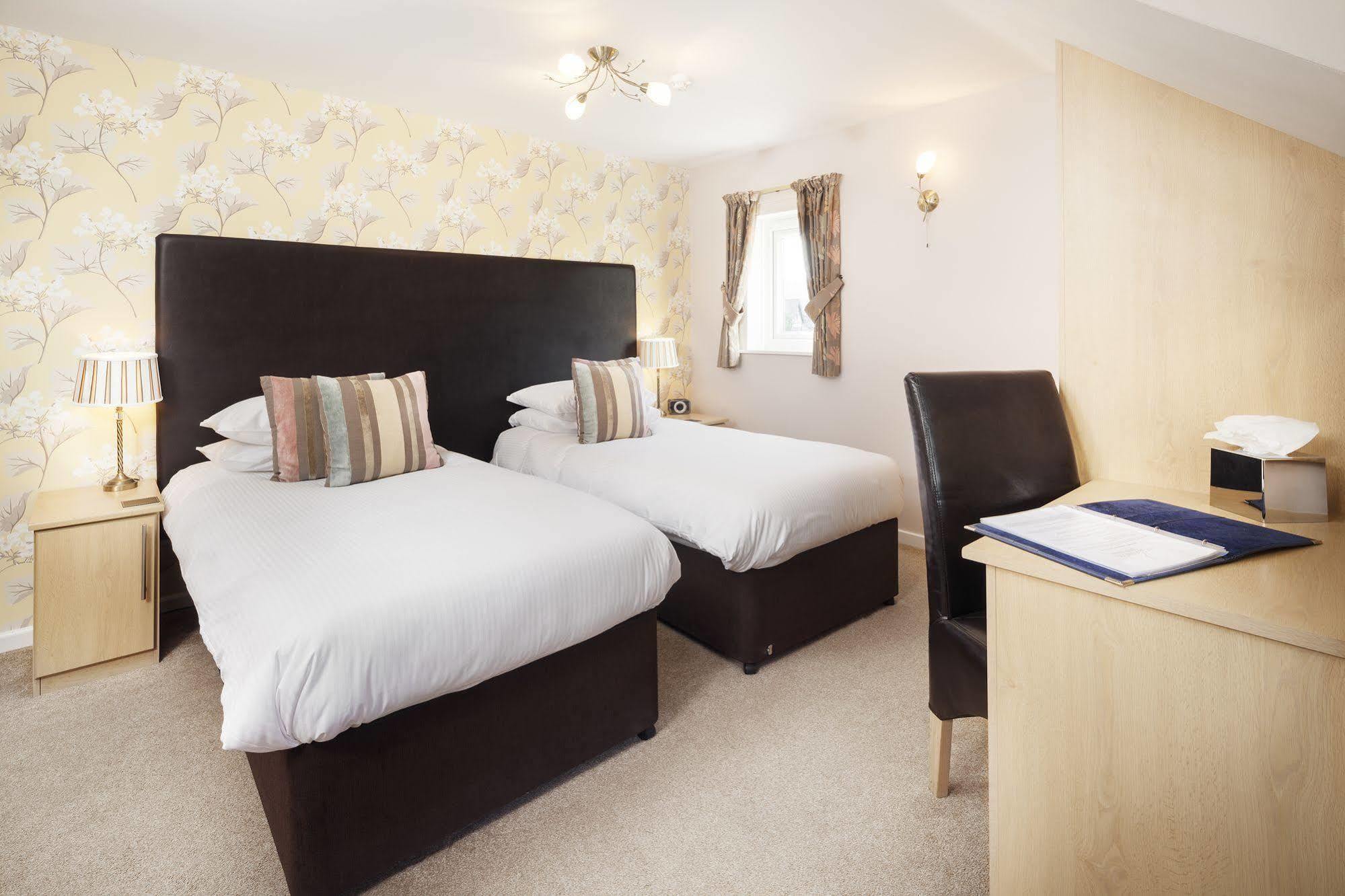 Hawksmoor Guest House Windermere Bagian luar foto